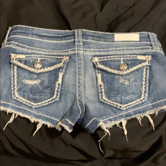 Jean shorts - Picture 2 of 2